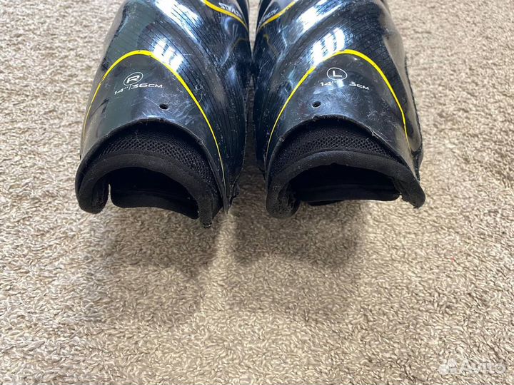 Щитки хоккейные Easton RS