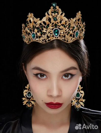 Тика, корона, диадема золотая