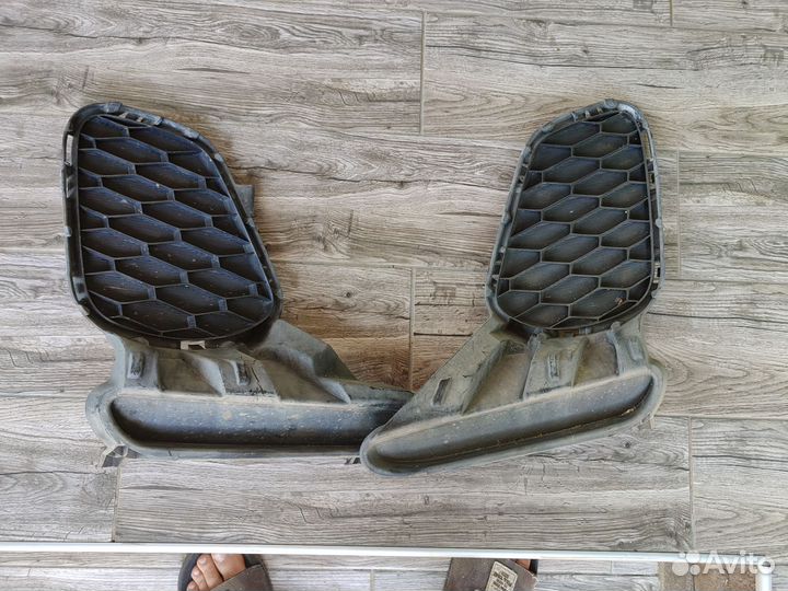 Заглушка бампера mazda 3 Bl