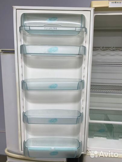 Холодильник 