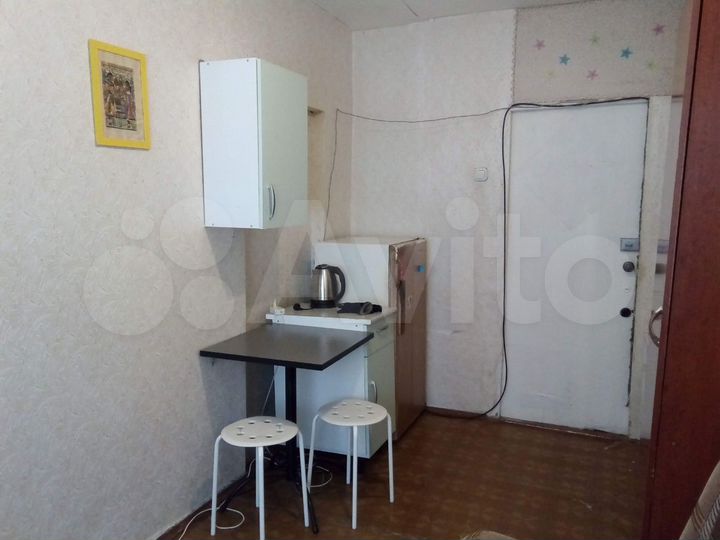 Комната 9 м² в 6-к., 1/5 эт.