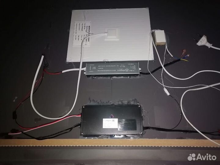 Зеркало с подсветкой