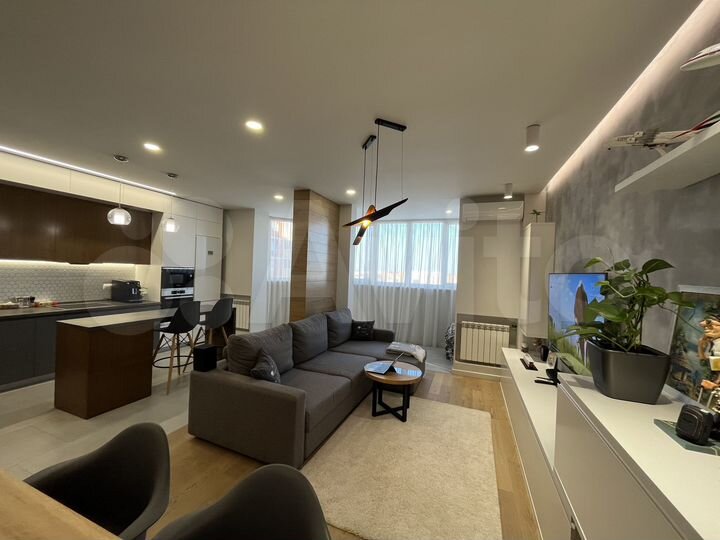 2-к. квартира, 70 м², 12/17 эт.