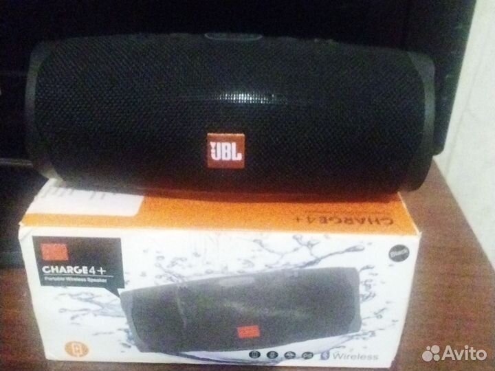 Акустические колонки jbl