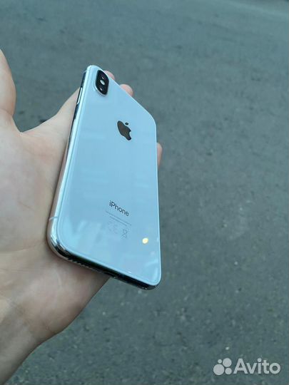 iPhone X