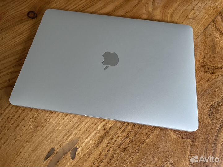 Apple macbook pro 13 2020 m1 8gb 256gb