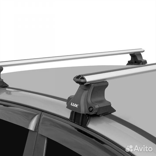 Багажник универсальный Lux 52 с замками