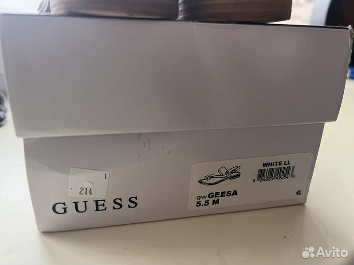 Сандалии guess