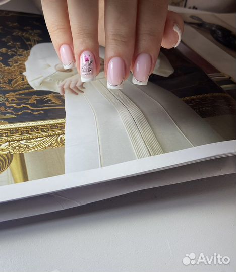 Маникюр, педикюр