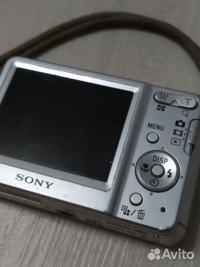 Компактный фотоаппарат