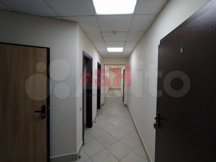 252 м2 на Ленинской с душевыми