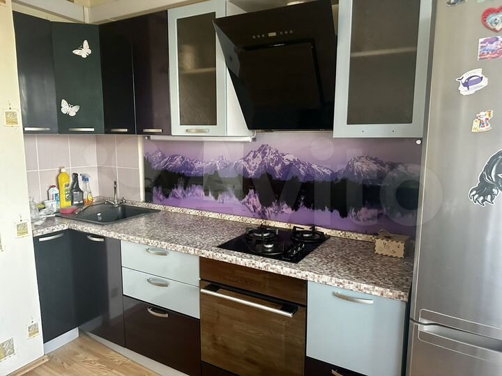 2-к. квартира, 58 м², 3/9 эт.