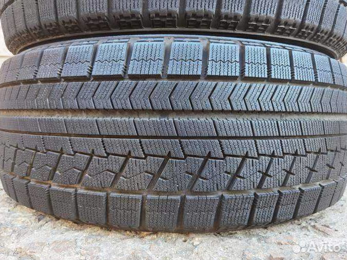 Bridgestone Blizzak VRX 235/50 R18 97V