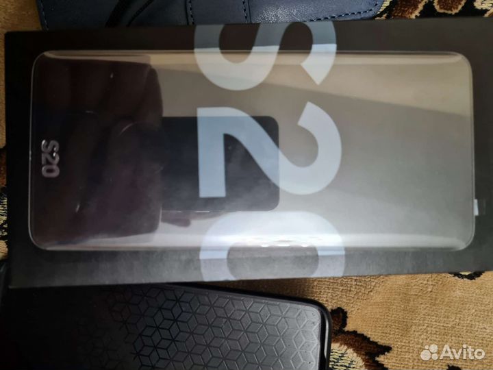 Смартфон samsung galaxy s20