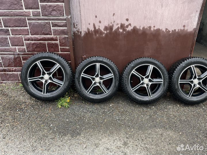 Dunlop SP Winter Ice 03 205/55 R16