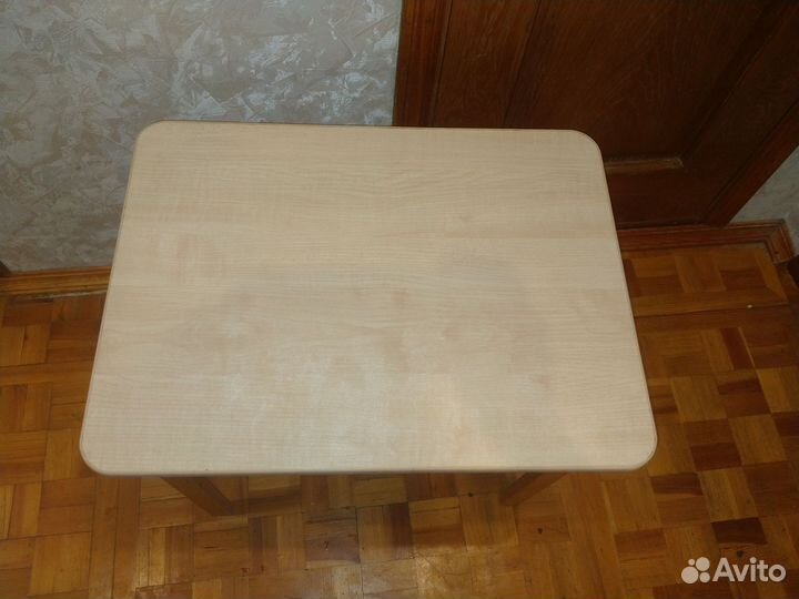 Столик деревянный детский