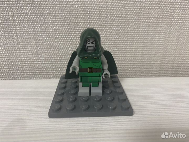 Lego фигурки