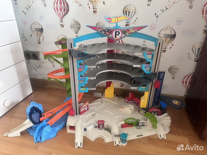 Парковка гаража хот вилс hot wheels
