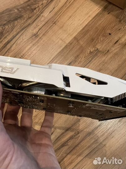 Белая asus Gtx 1060 3gb