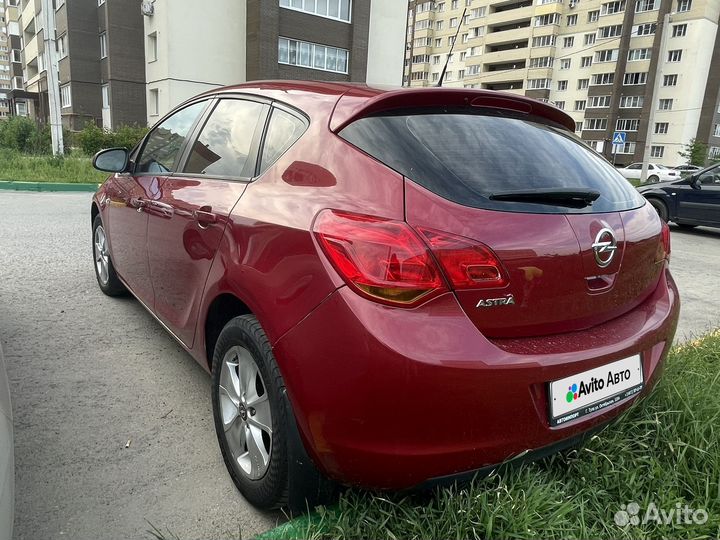 Opel Astra 1.6 МТ, 2010, 176 000 км