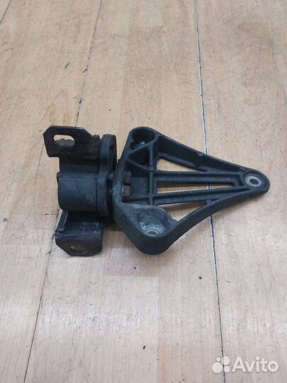 Подушка АКПП Saab 9-3 B204I 2000