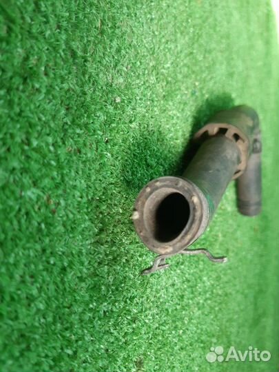 Шланг системы охлаждения Audi Q3 8UB cczc 2013