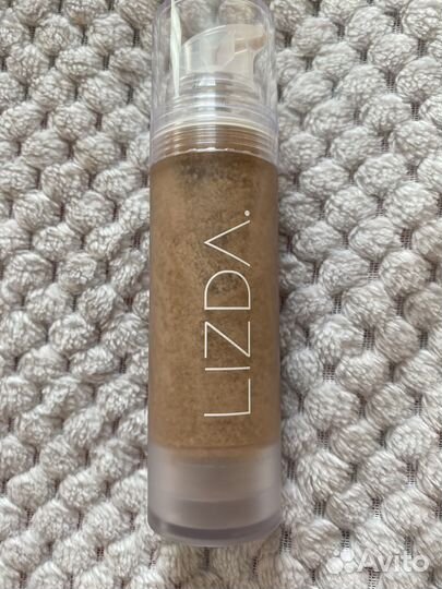 Крем тональный (тинт) Lizda