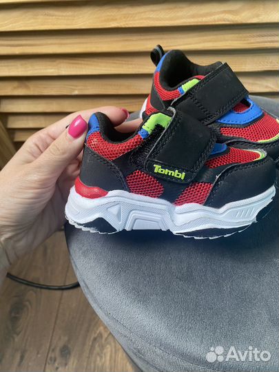 Кроссовки tombi