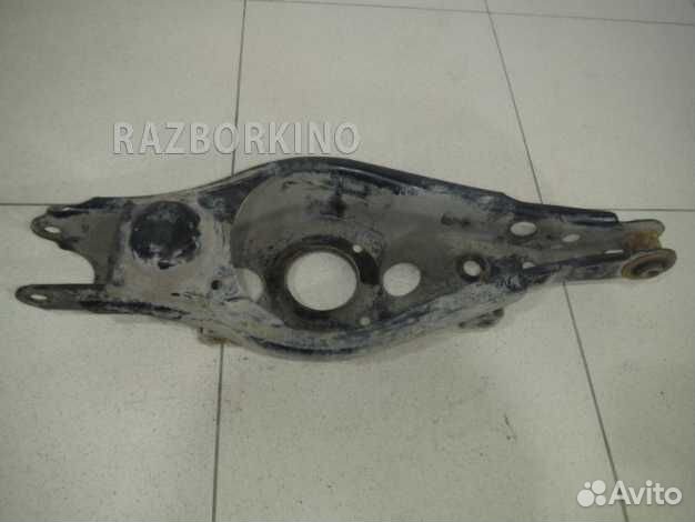 Рычаг задний поперечный правый