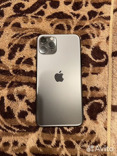 iPhone 11 Pro, 64 ГБ