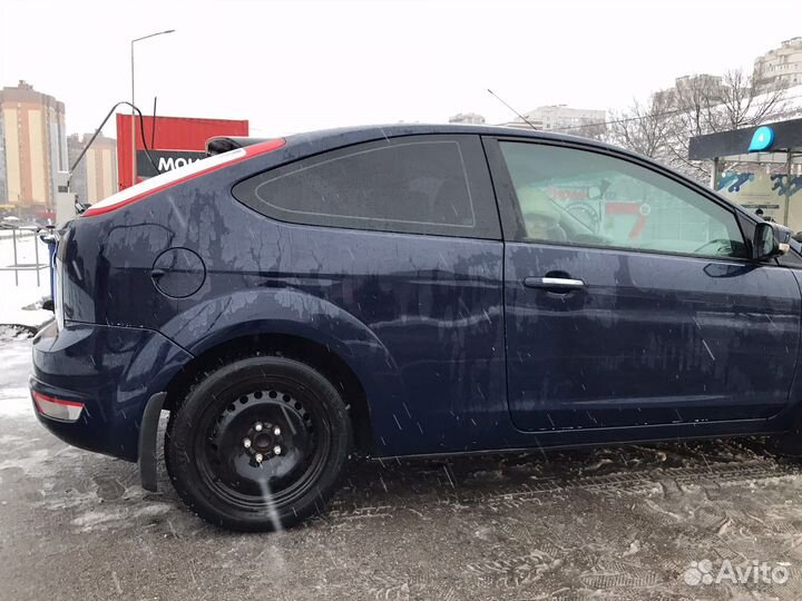 Ford Focus 1.4 МТ, 2011, 266 000 км