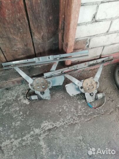 Стеклоподъемник