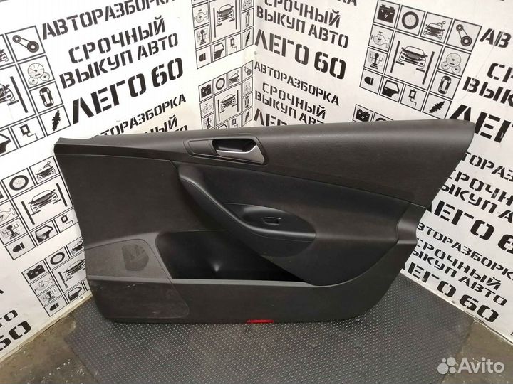 Обшивка двери для VW Passat (B6)