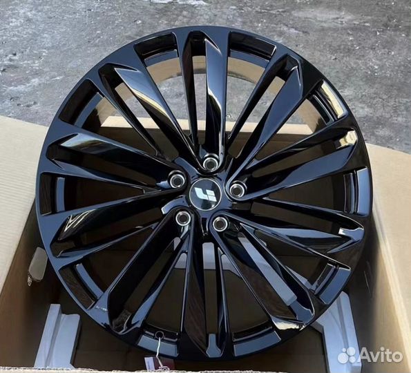 Кованые диски на BMW. Кованые диски на бмв R 352