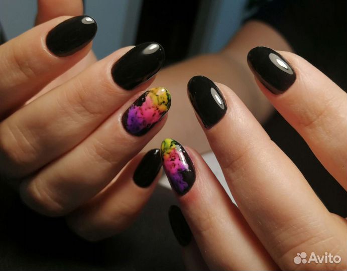 Маникюр / педикюр