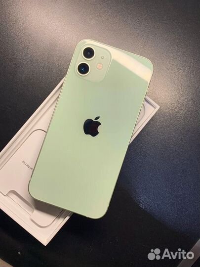 iPhone 12, 64 ГБ