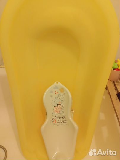 Ванночка для купания с горкой