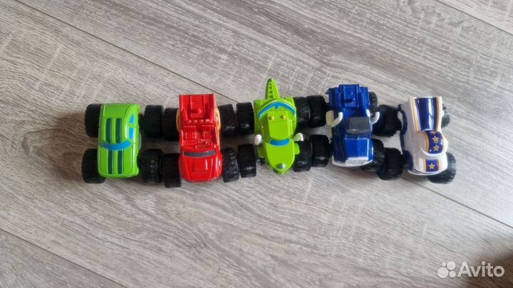 Машинки из мультфильма