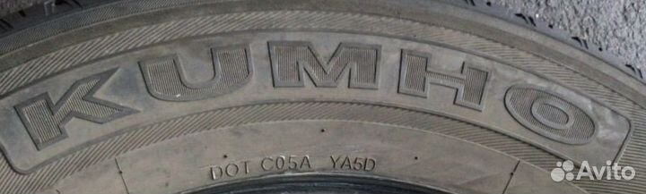 Kumho Road Venture ST KL16 235/65 R17