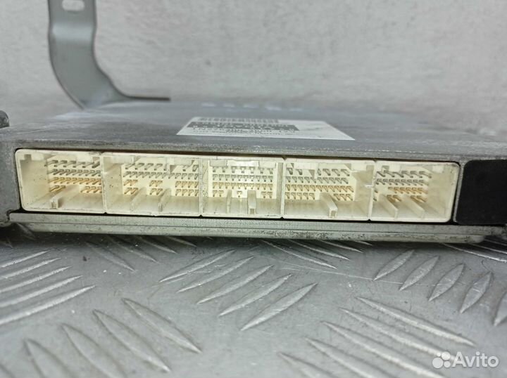 Блок управления двс Lexus RX 2 XU30 896610E260
