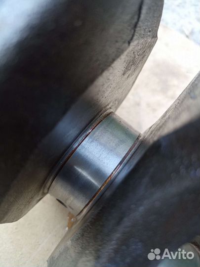 Коленвал Монтеро 3 мотор 3.5 бензин