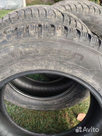 Nokian Tyres Hakkapeliitta 5 235/65 R17