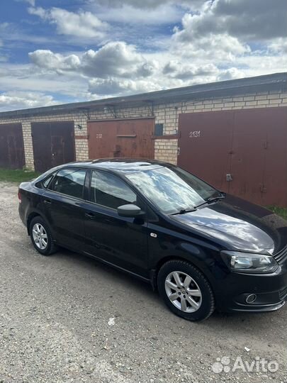 Volkswagen Polo 1.6 МТ, 2011, 100 000 км