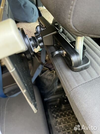 Держатель плашета для авто