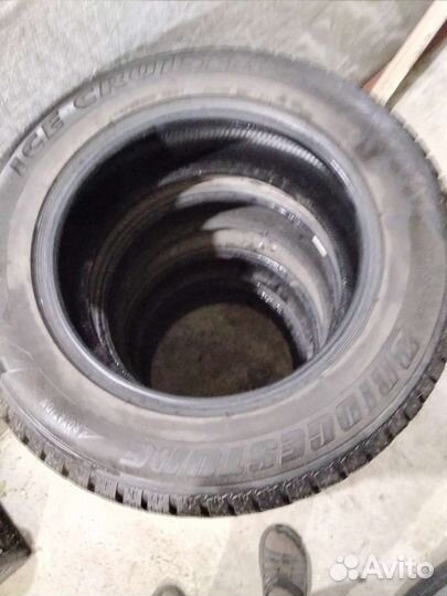 Bridgestone Ice Cruiser 7000 225/65 R17
