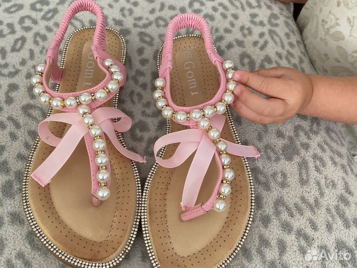 Сандалии для девочки 38