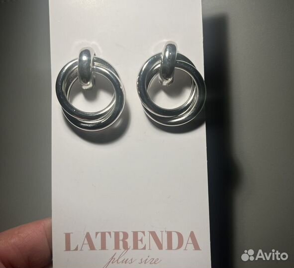 Серьги Latrenda