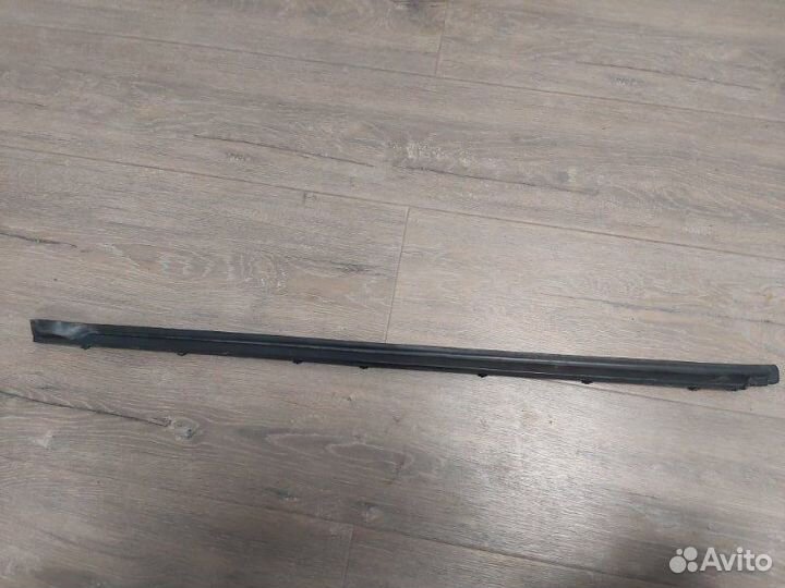 Накладка двери задняя левая Mercedes S 500 4Matic