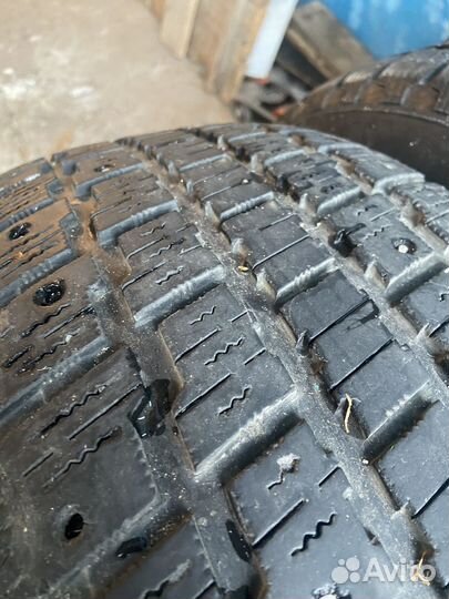 Cooper Weather-Master S/T 2 225/60 R17