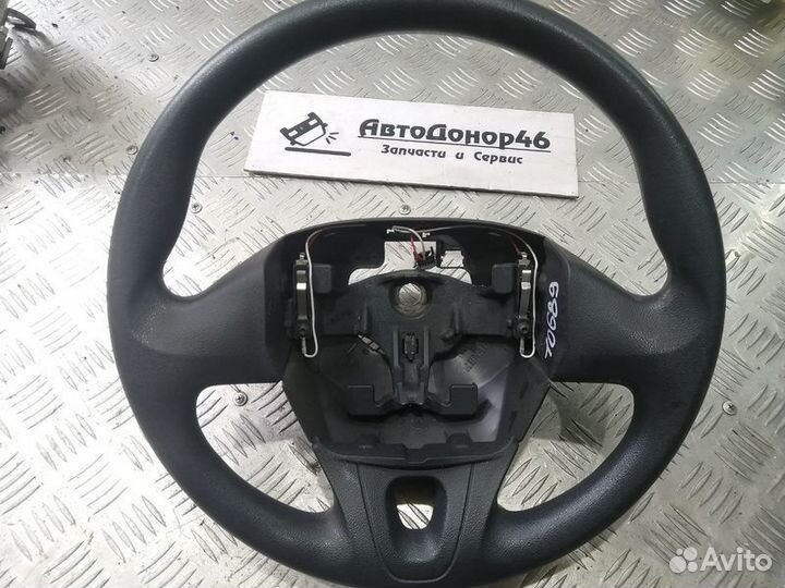 Рулевое колесо Рено Меган 3, Флюенс